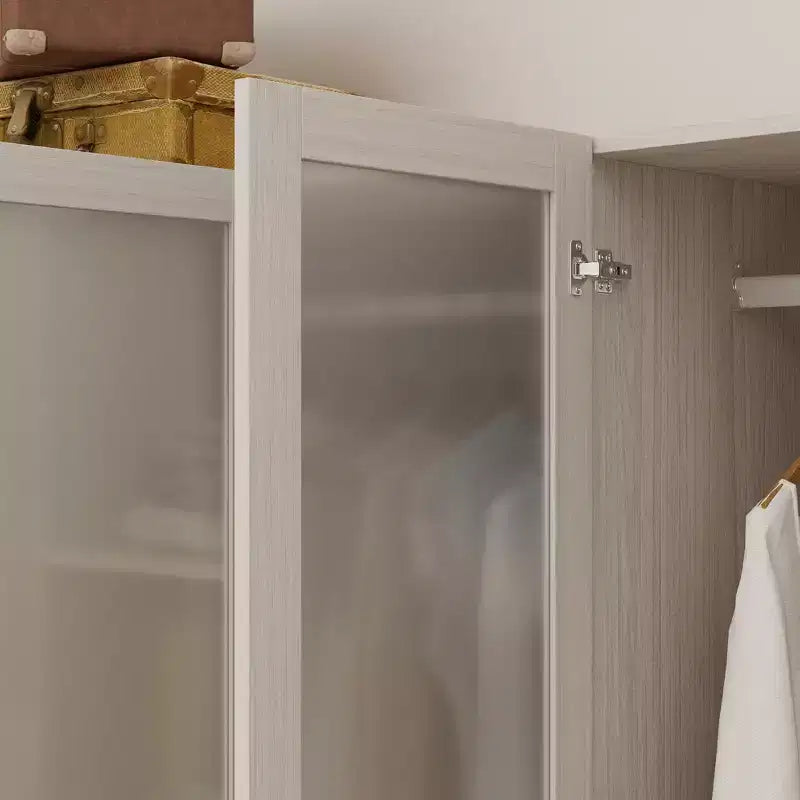 Armoire avec portes en verre dépoli et finition grain de bois