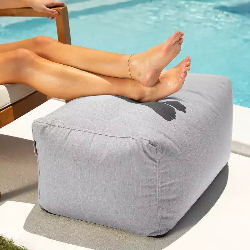 Repose-pieds pouf d'extérieur