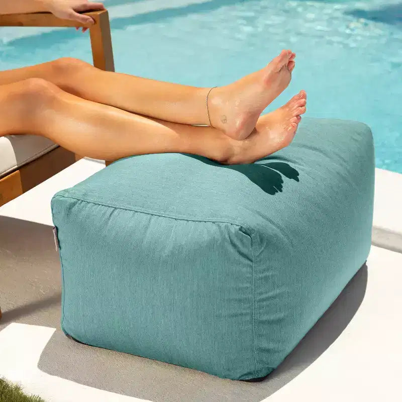 Repose-pieds pouf d'extérieur