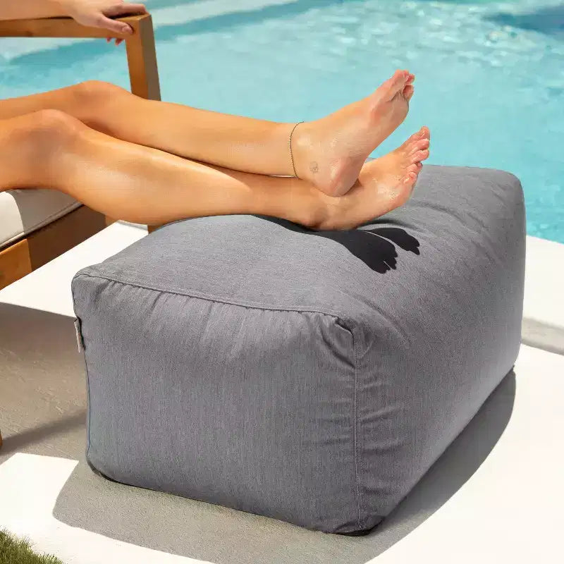 Repose-pieds pouf d'extérieur