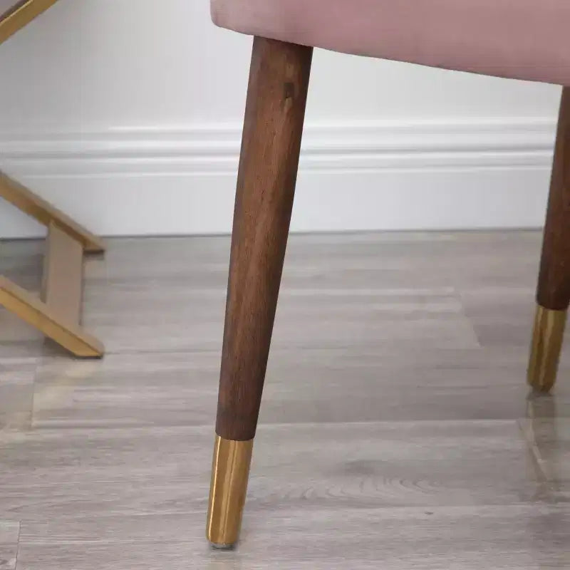 Chaise décorative en velours de style moderne
