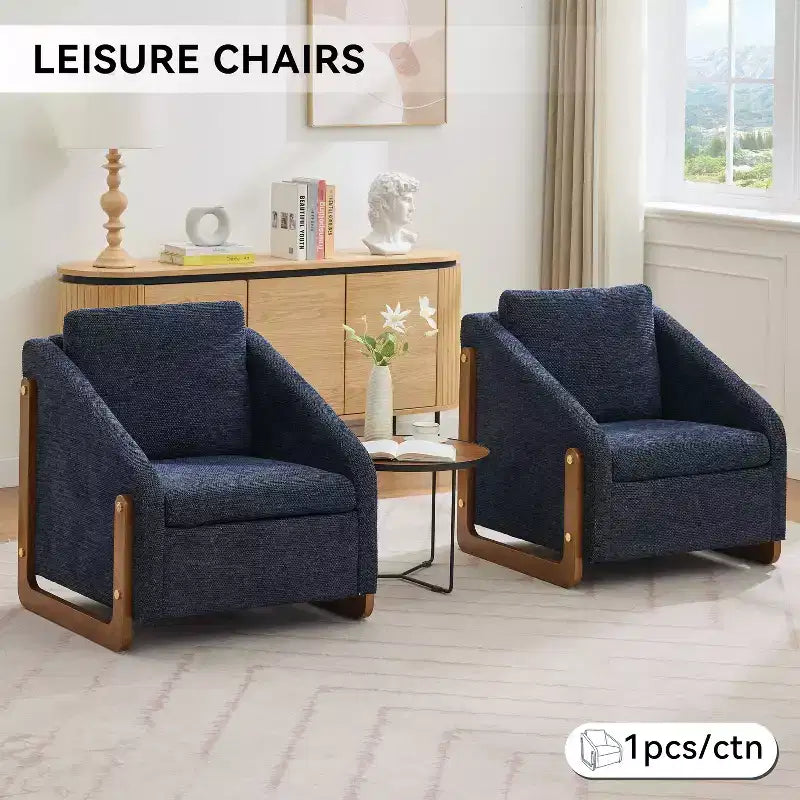 Fauteuil de salon moderne avec assise et dossier garnis de chenille.